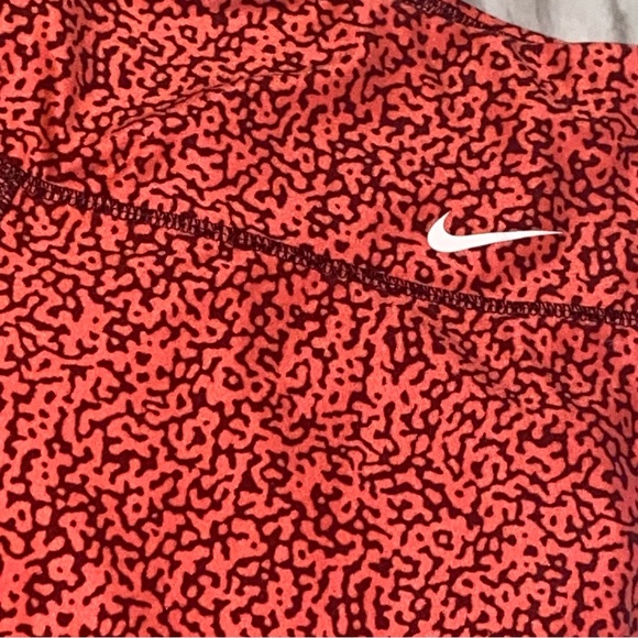 Nike Dri-Fit ankle legging - Picture 2 of 4